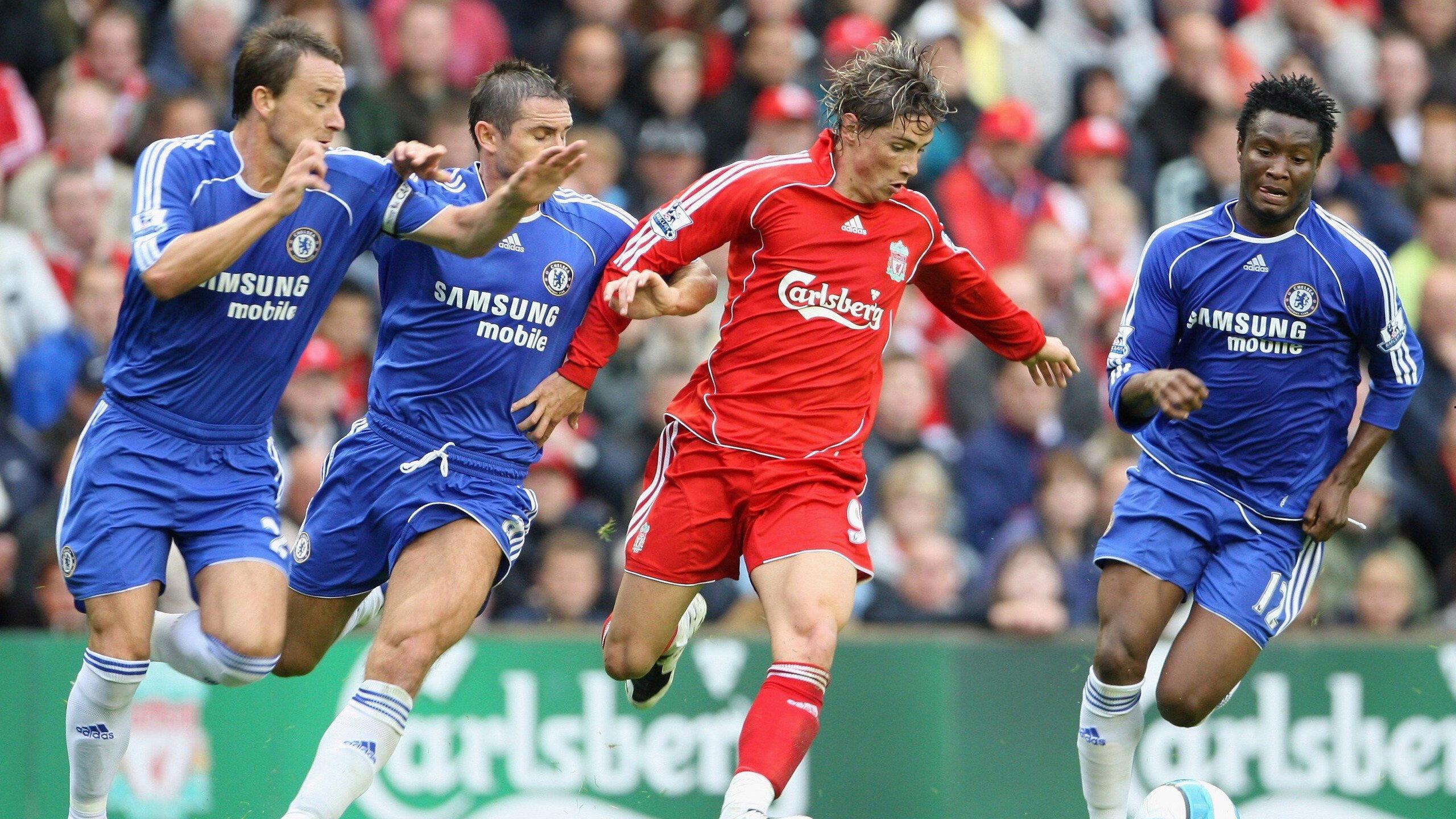 德甲联赛激战正酣，拜仁慕尼黑与勒沃库森上演巅峰对决