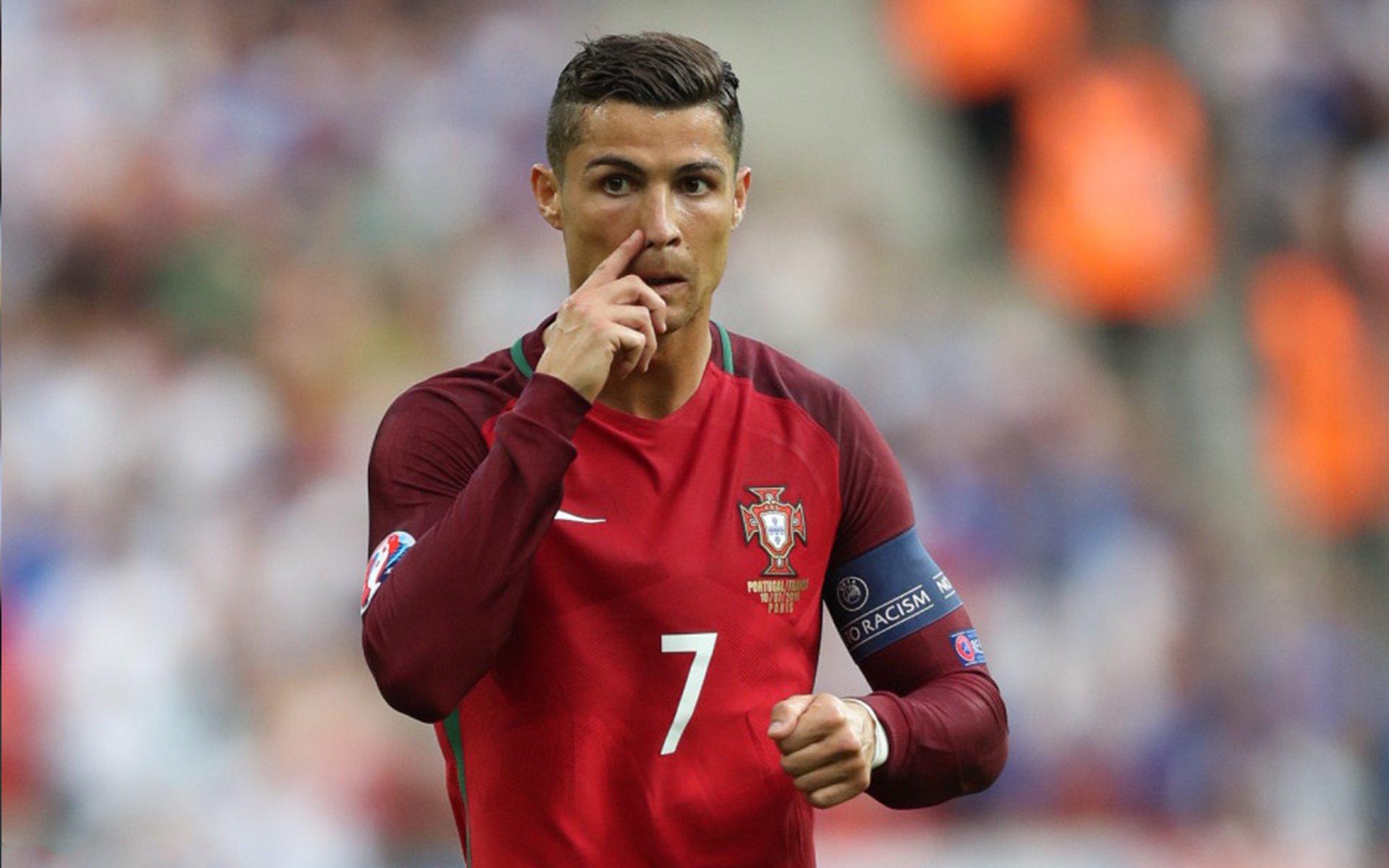 纳达尔鏖战五盘险胜德约科维奇 第15次挺进法网四强